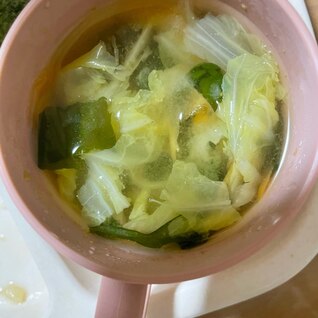 野菜とわかめスープ